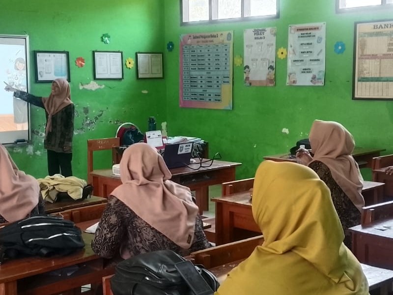 21 AGUSTUS 2025 - KEGIATAN HARI BELAJAR GURU BERSAMA GURU KELAS 3 SDN 1 TANJUNG KAMAL