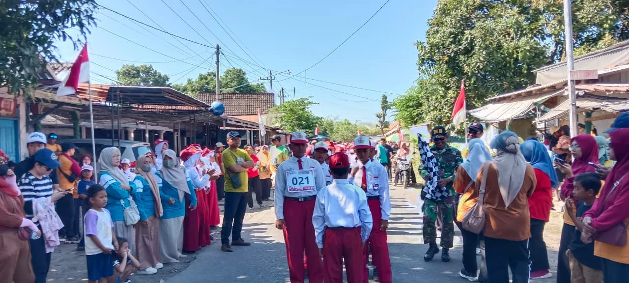 13 AGUSTUS 2026 - SDN 1 TANJUNG KAMAL MENGIKUTI LOMBA GERAK JALAN TINGKAT KECAMATAN DI MANGARAN